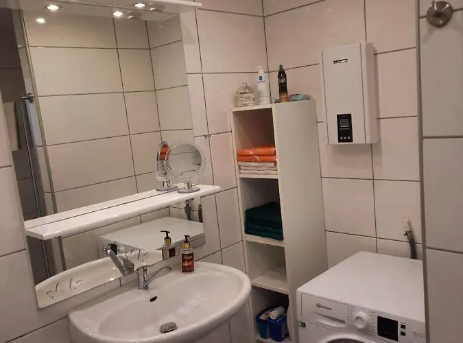 Ferien-, Monteurswohnung In *